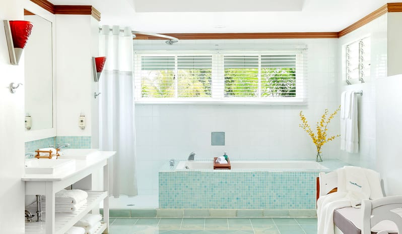 Couples Negril-Beachfront Suite 3_430